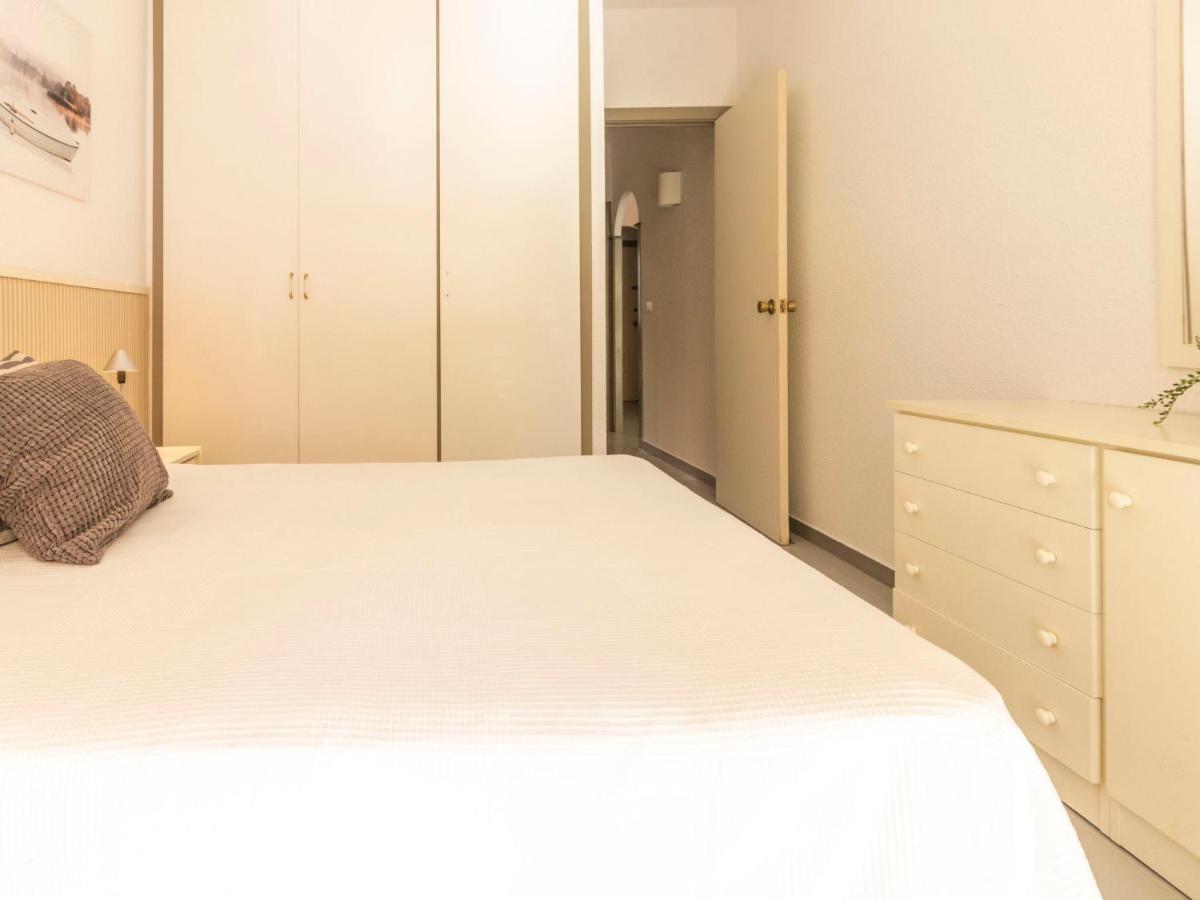 Apartment Golf De Sant Jordi By Interhome กัมบริลส์ ภายนอก รูปภาพ